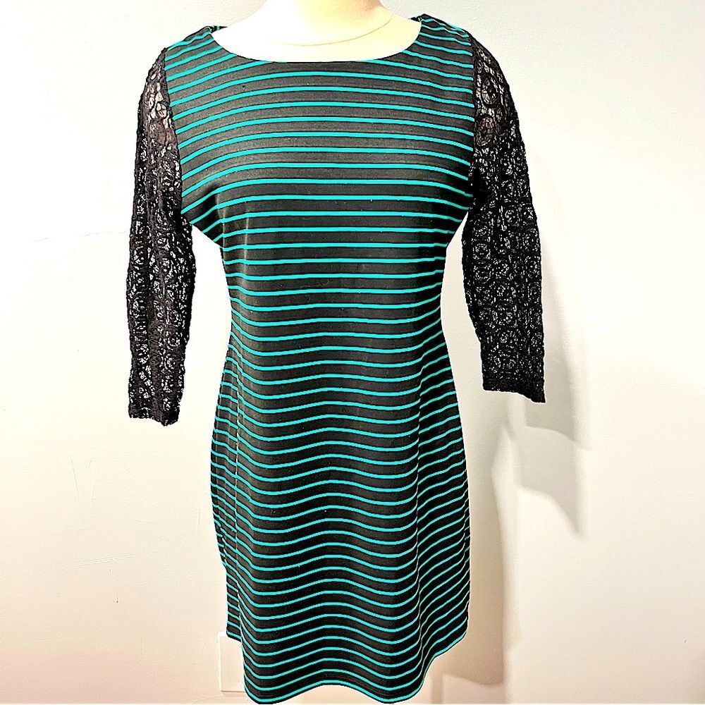 Loveappella x A Pea in the Pod Green & Black Stripe Dress Sheer Lace Sleeves Med